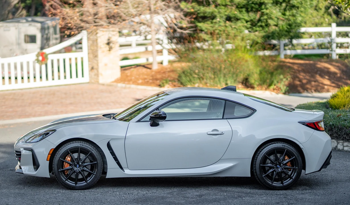 2025 Subaru BRZ 2nd Gen - Image 17 of 31