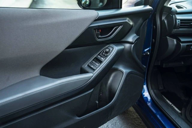 2025 Subaru Crosstrek 3rd Gen - Image 19 of 21