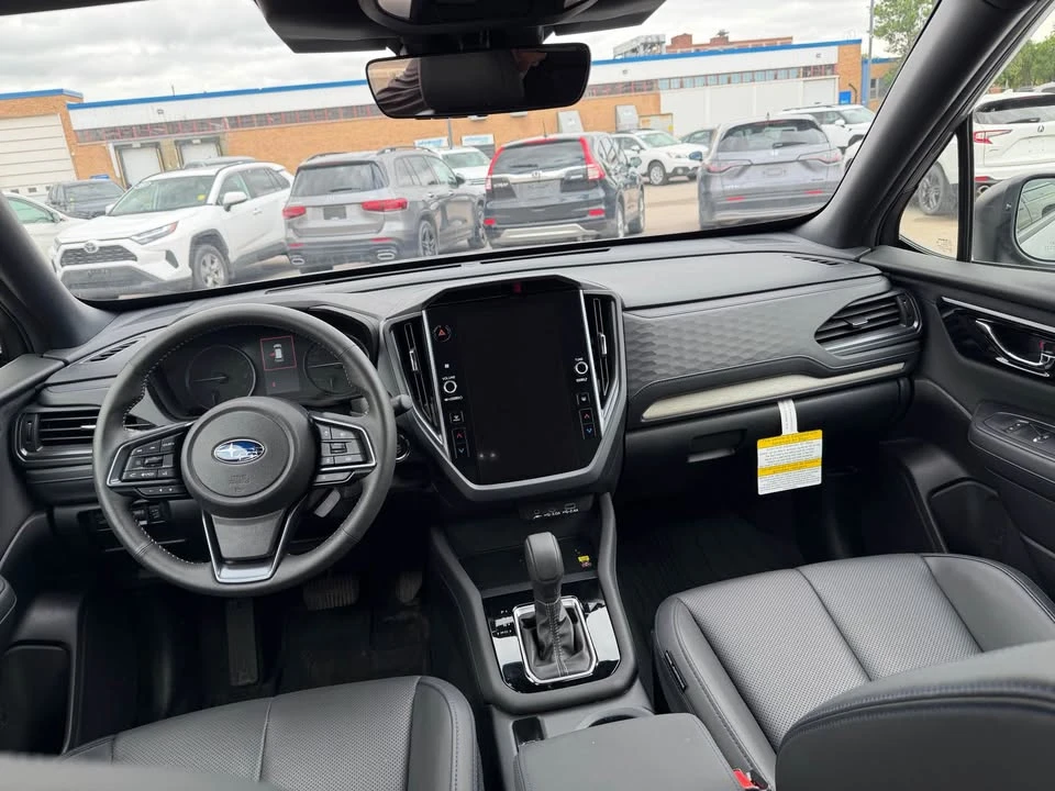 2025 Subaru Forester - Image 9 of 10