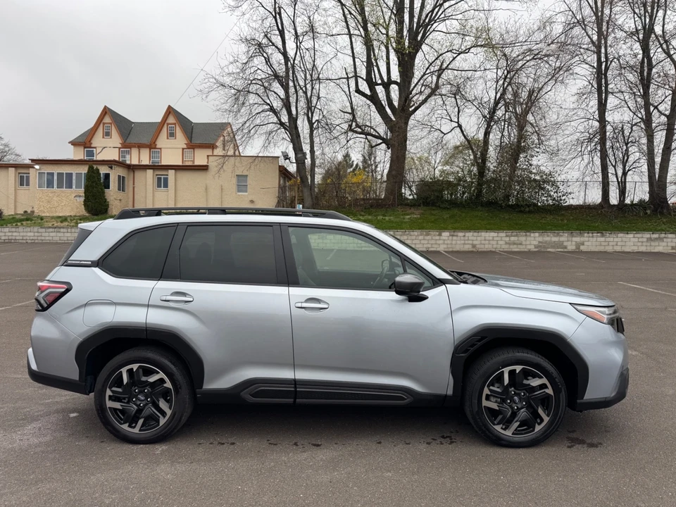 2025 Subaru Forester 6th Gen - Image 3 of 21