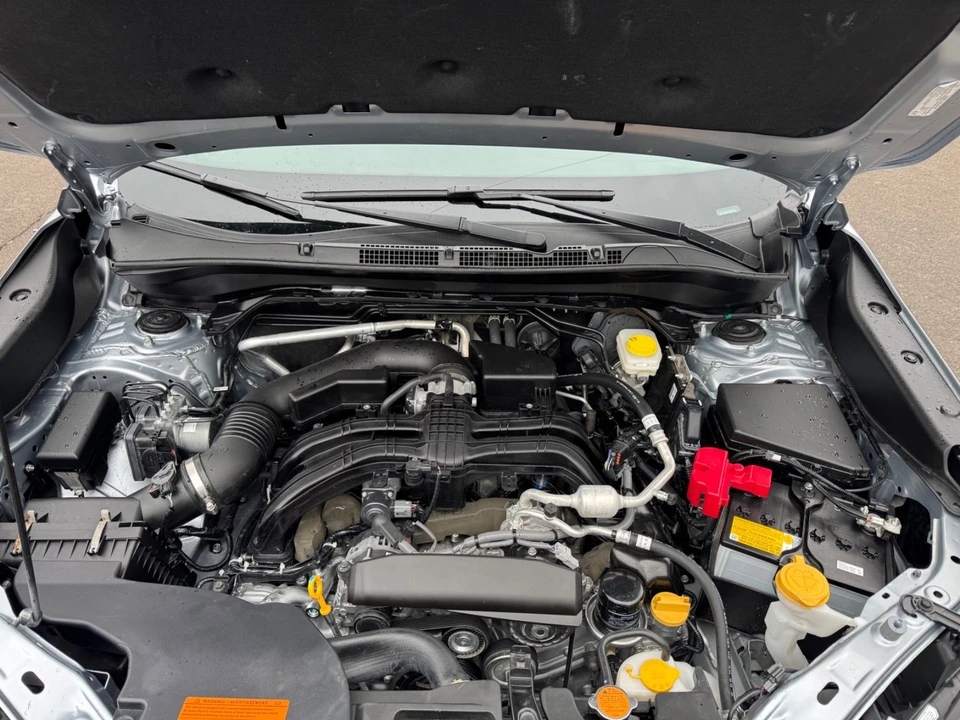 2025 Subaru Forester 6th Gen - Image 19 of 21