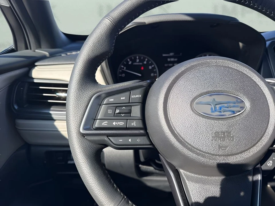 2025 Subaru Forester 6th Gen - Image 15 of 21