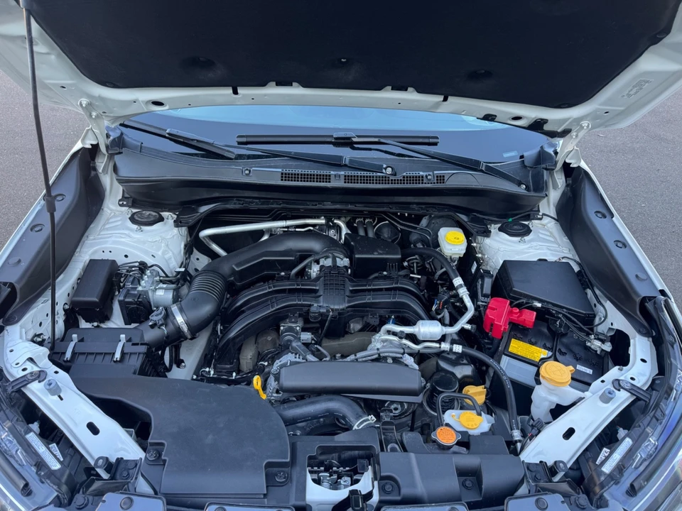2025 Subaru Forester 6th Gen - Image 18 of 20