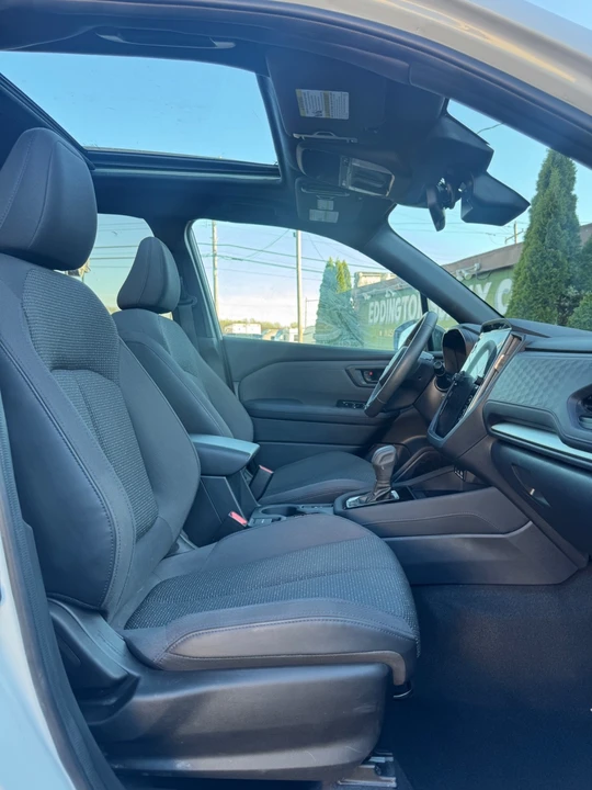 2025 Subaru Forester 6th Gen - Image 14 of 20
