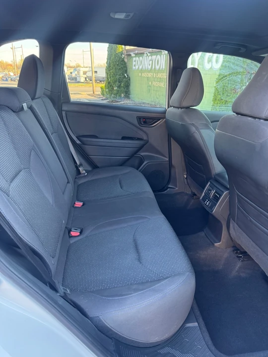 2025 Subaru Forester 6th Gen - Image 15 of 20