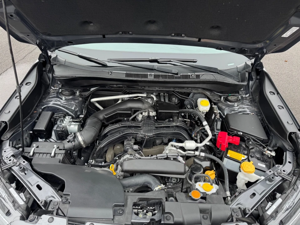 2025 Subaru Forester 6th Gen - Image 18 of 19