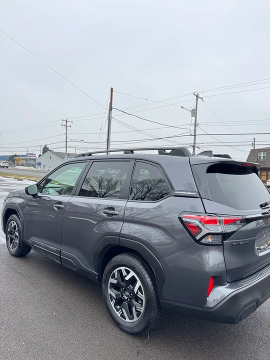 2025 Subaru Forester 6th Gen - Image 6 of 19