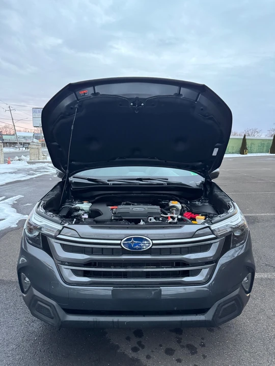 2025 Subaru Forester 6th Gen - Image 19 of 21