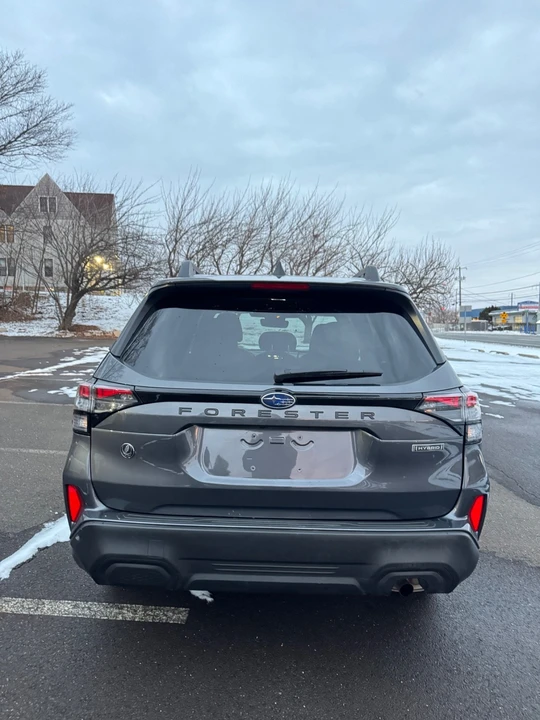 2025 Subaru Forester 6th Gen - Image 5 of 21