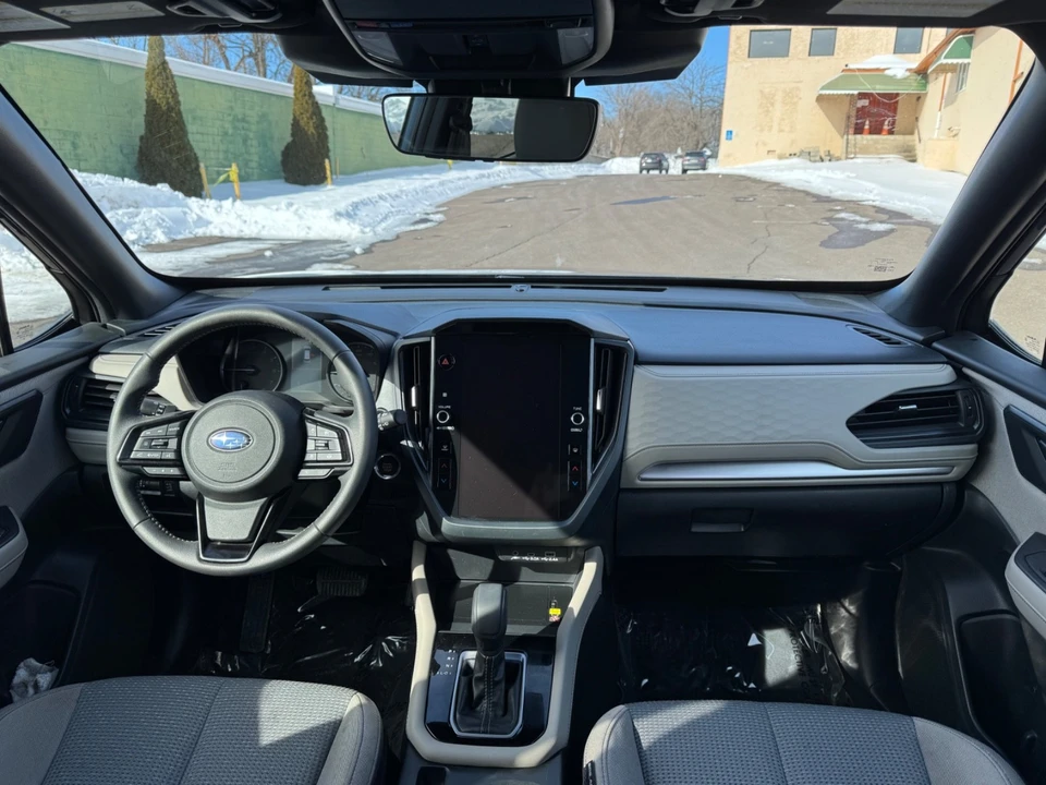 2025 Subaru Forester 6th Gen - Image 13 of 19