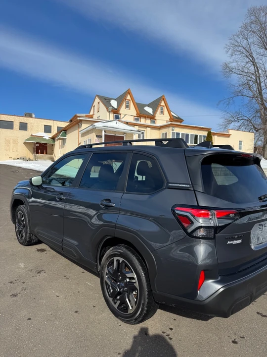2025 Subaru Forester 6th Gen - Image 6 of 19
