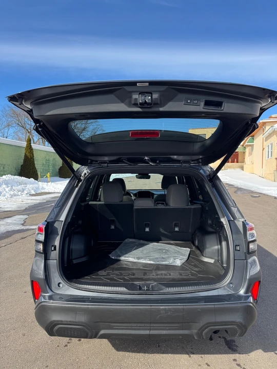 2025 Subaru Forester 6th Gen - Image 16 of 19