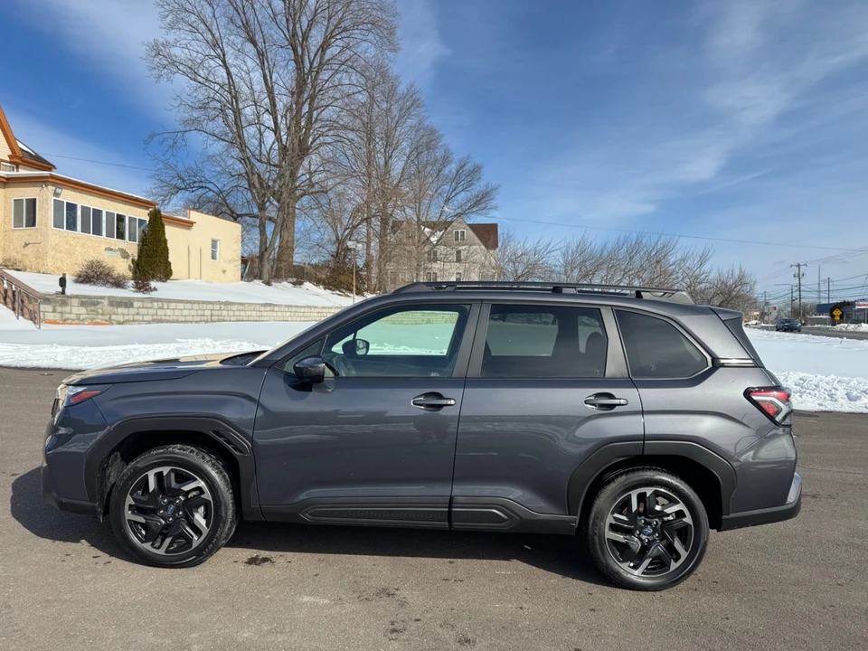 2025 Subaru Forester 6th Gen - Image 7 of 19