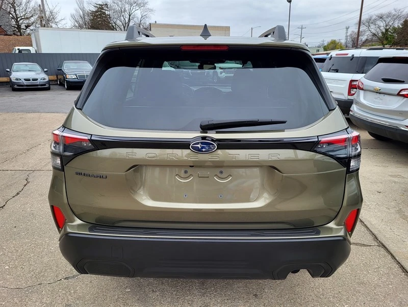 2025 Subaru Forester 5th Gen - Image 5 of 17