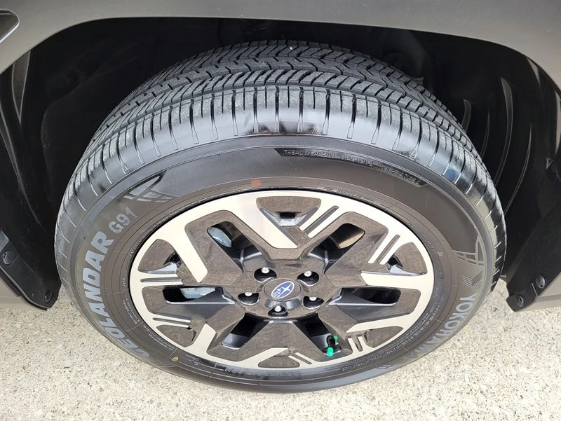 2025 Subaru Forester 5th Gen - Image 16 of 17