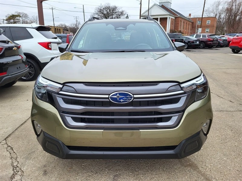 2025 Subaru Forester 5th Gen - Image 2 of 17