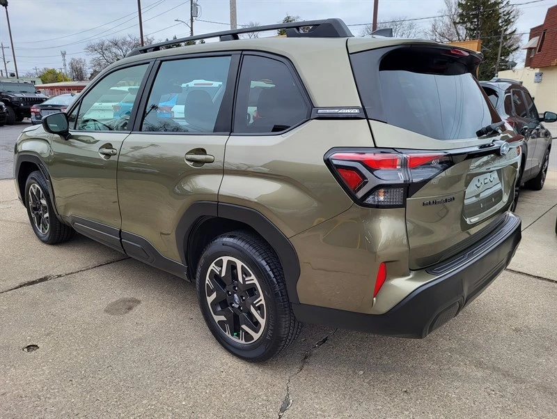 2025 Subaru Forester 5th Gen - Image 6 of 17