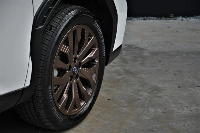 2025 Subaru Forester 6th Gen - Image 8 of 21