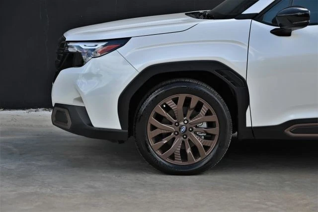 2025 Subaru Forester 6th Gen - Image 10 of 21