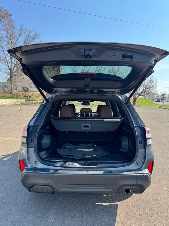 2025 Subaru Forester 6th Gen - Image 19 of 21