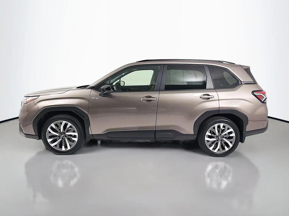 2025 Subaru Forester 6th Gen - Image 4 of 12