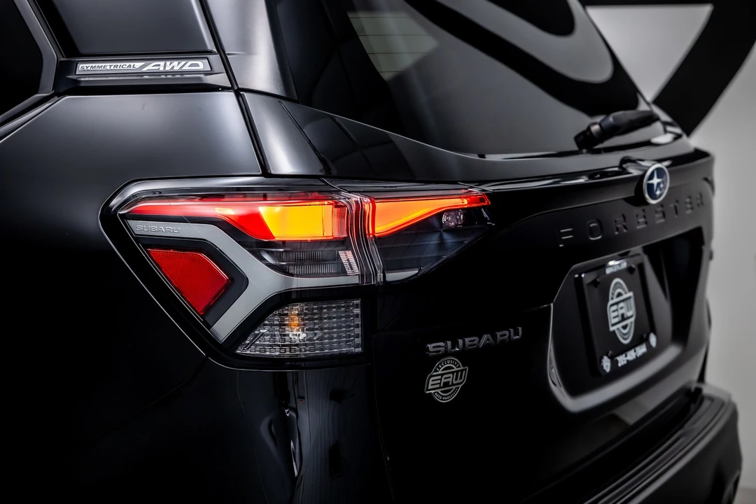 2025 Subaru Forester 6th Gen - Image 13 of 21