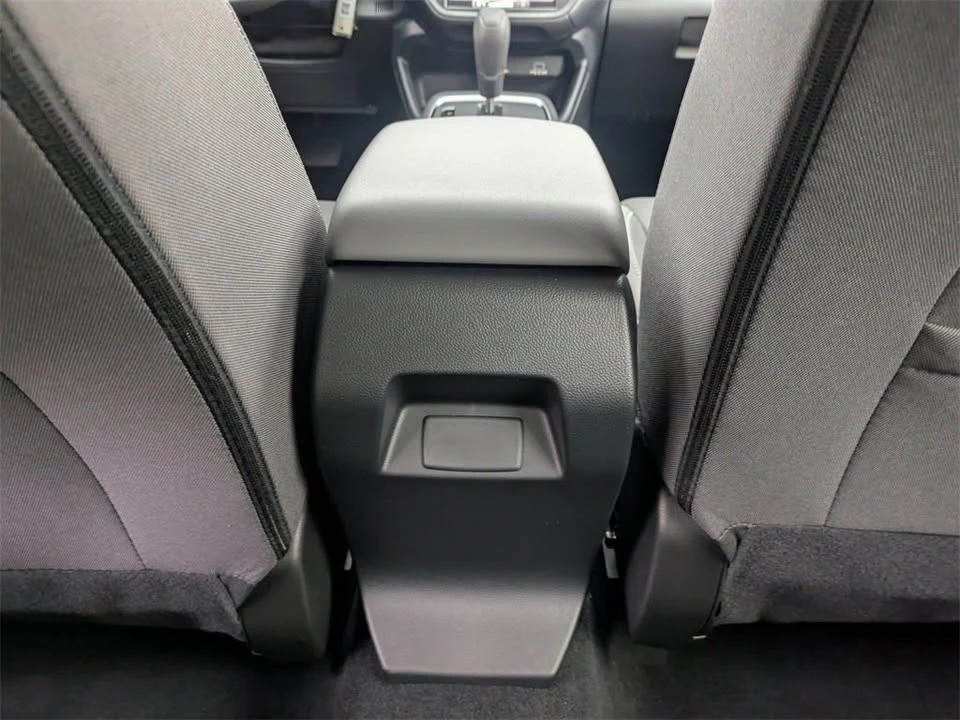 2025 Subaru Impreza 6th Gen - Image 13 of 19