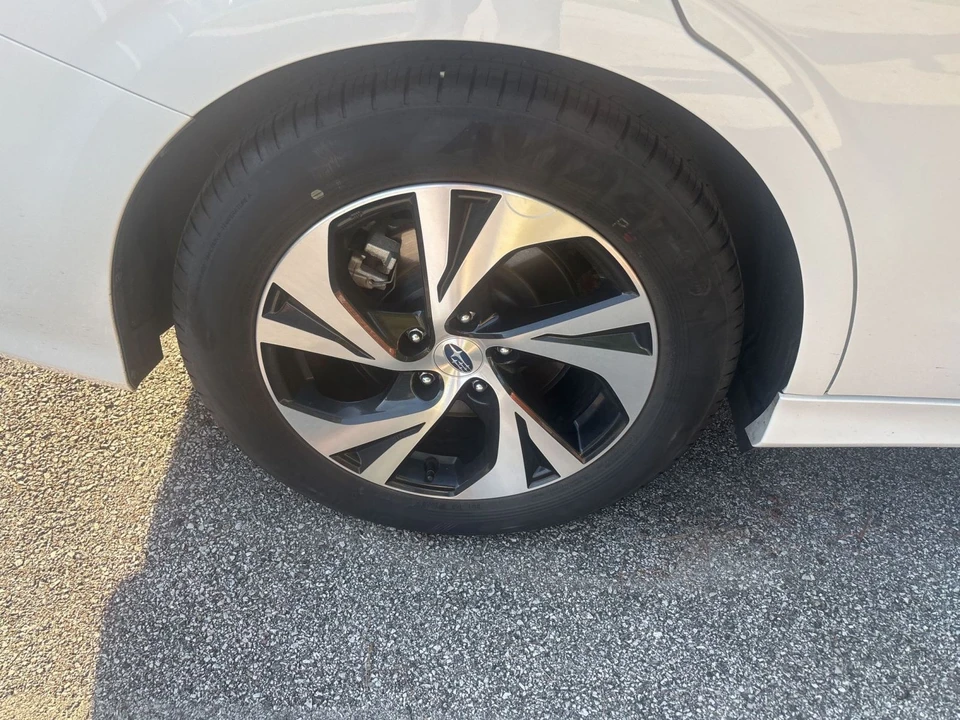2025 Subaru Legacy 7th Gen - Image 13 of 18