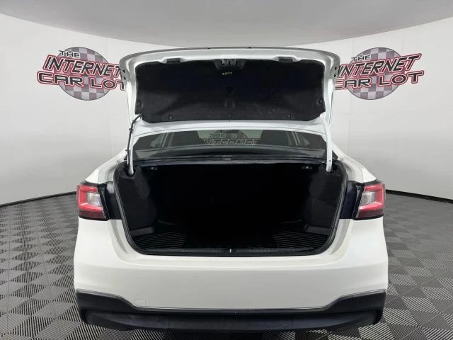 2025 Subaru Legacy 7th Gen - Image 27 of 31