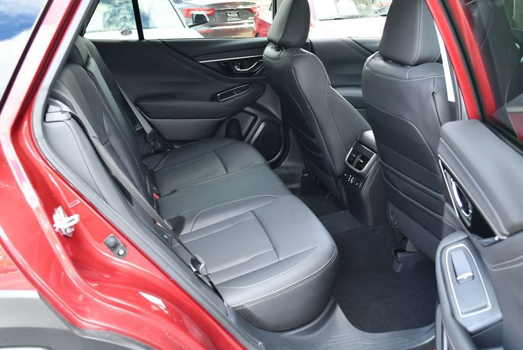 2025 Subaru Outback 6th Gen - Image 18 of 21