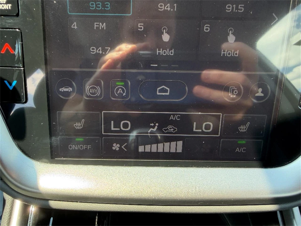 2025 Subaru Outback 6th Gen - Image 27 of 31