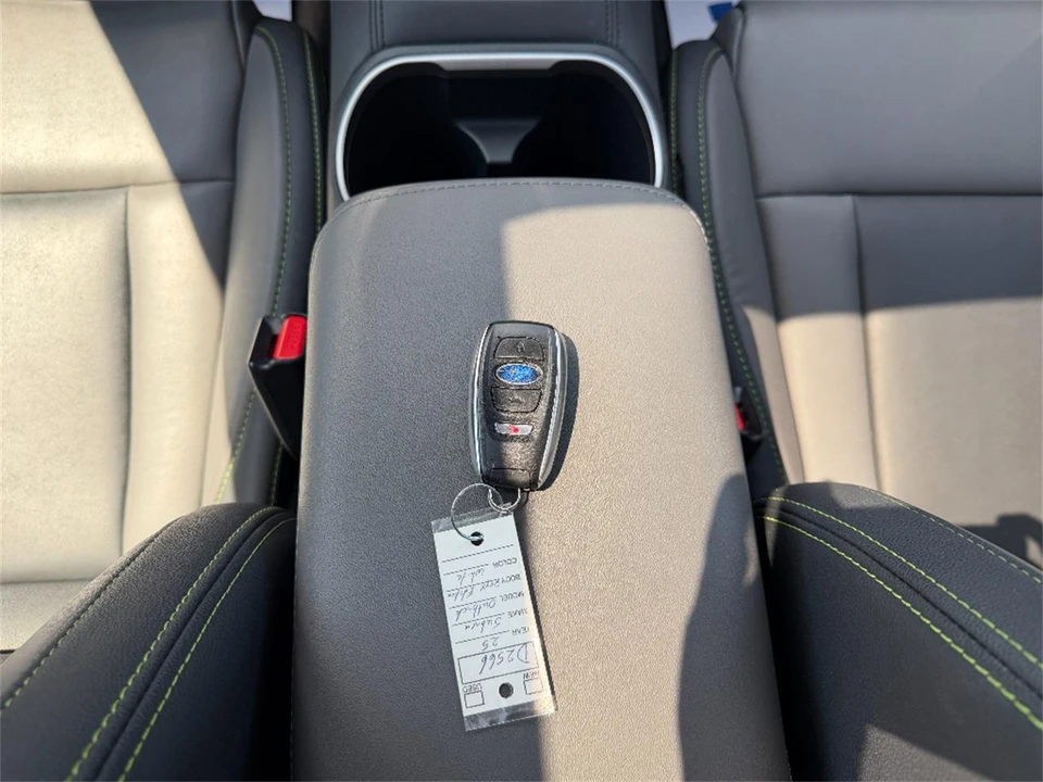 2025 Subaru Outback 6th Gen - Image 23 of 31