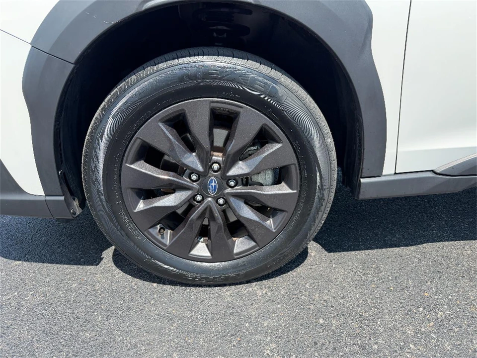 2025 Subaru Outback 6th Gen - Image 9 of 31