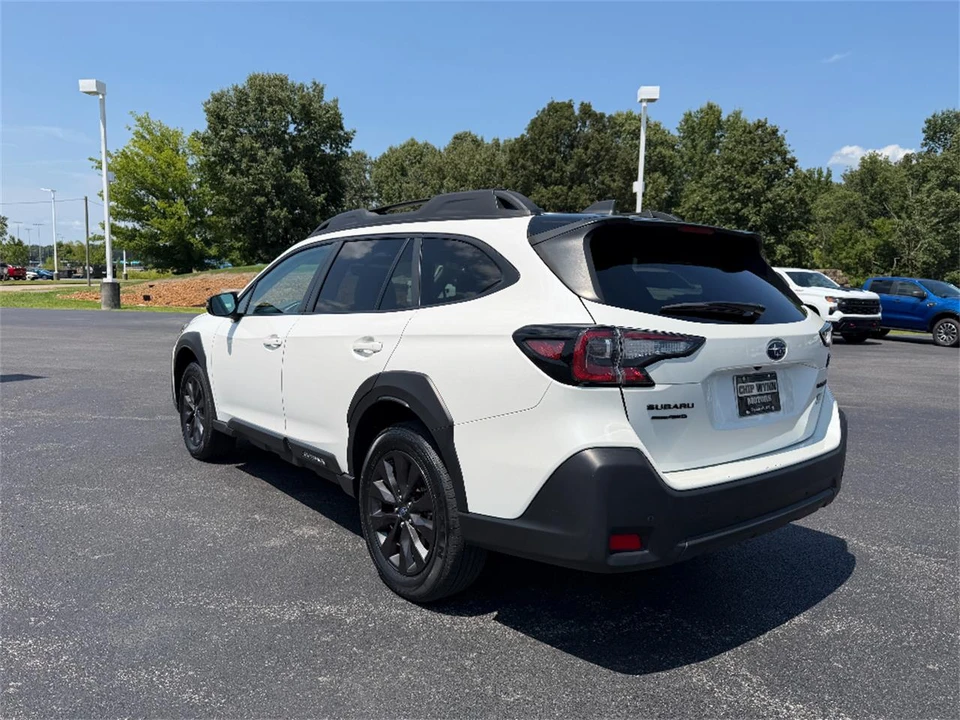2025 Subaru Outback 6th Gen - Image 5 of 31