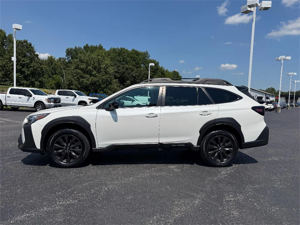 2025 Subaru Outback 6th Gen - Image 4 of 31
