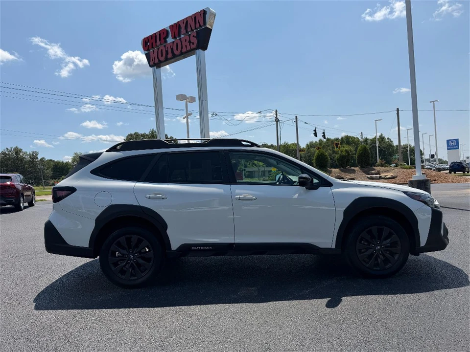 2025 Subaru Outback 6th Gen - Image 8 of 31