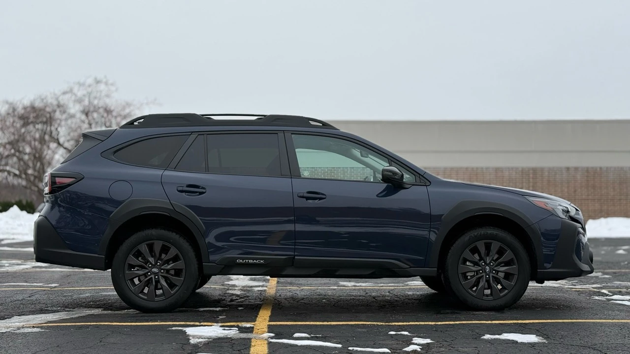 2025 Subaru Outback 6th Gen - Image 8 of 21