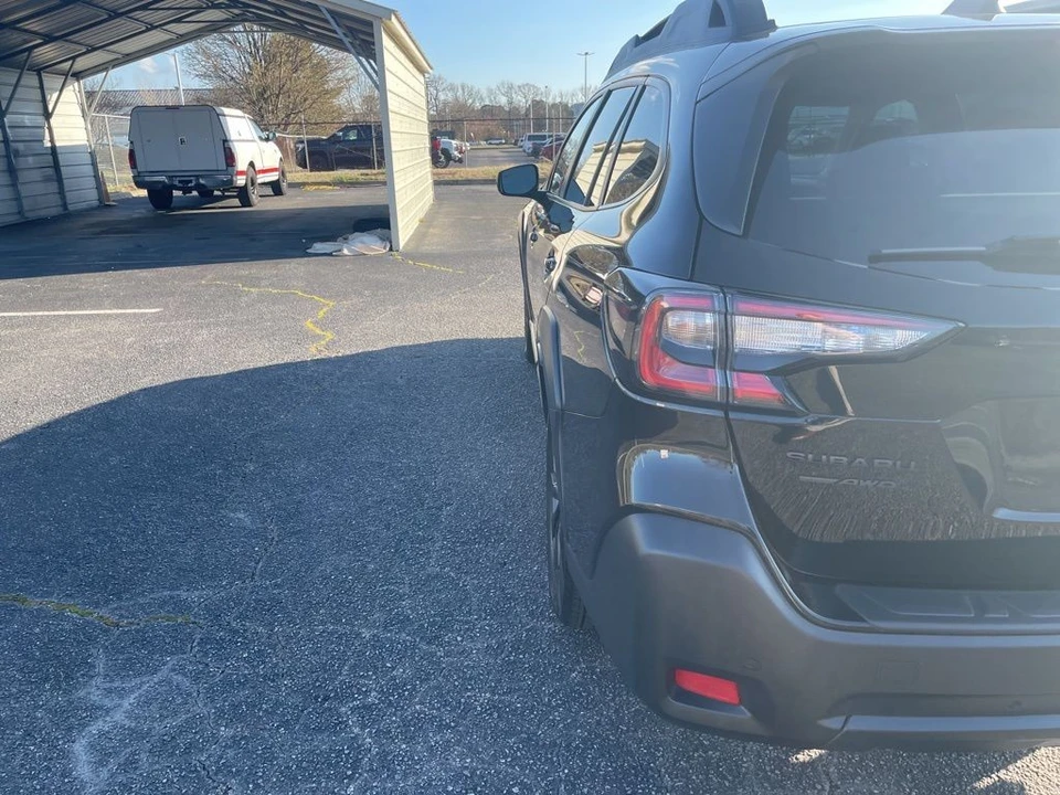 2025 Subaru Outback 6th Gen - Image 10 of 12