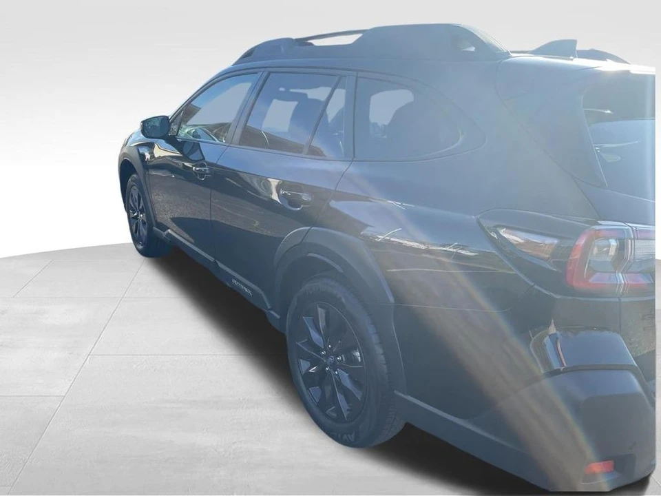2025 Subaru Outback 6th Gen - Image 11 of 12