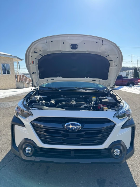 2025 Subaru Outback 6th Gen - Image 16 of 18