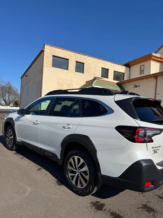 2025 Subaru Outback 6th Gen - Image 6 of 18