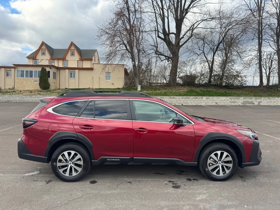 2025 Subaru Outback 6th Gen - Image 3 of 18