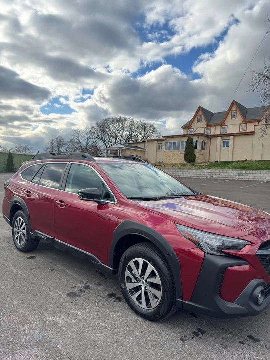 2025 Subaru Outback 6th Gen - Image 2 of 18