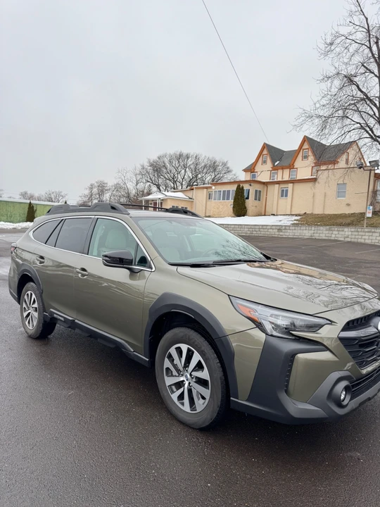 2025 Subaru Outback 6th Gen - Image 2 of 17
