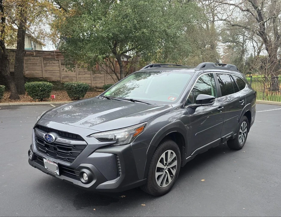 2025 Subaru Outback 6th Gen - Image 2 of 19