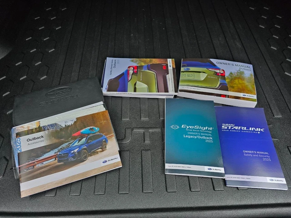 2025 Subaru Outback 6th Gen - Image 17 of 19