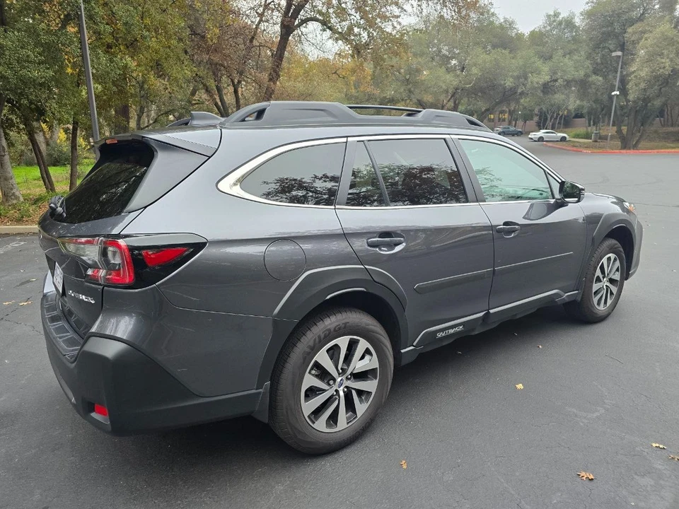 2025 Subaru Outback 6th Gen - Image 4 of 19