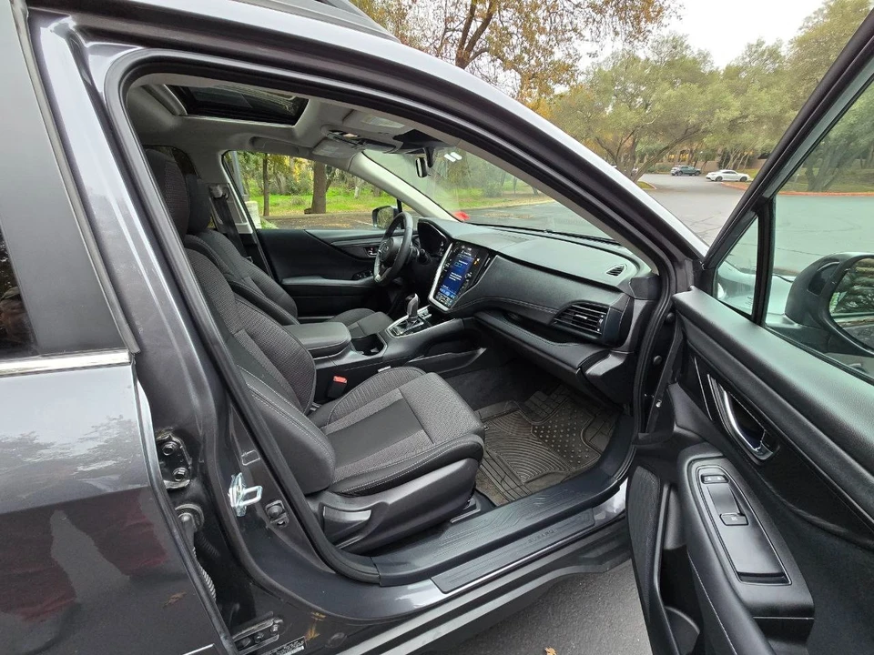 2025 Subaru Outback 6th Gen - Image 10 of 19