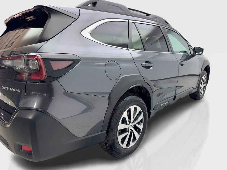 2025 Subaru Outback 6th Gen - Image 13 of 21