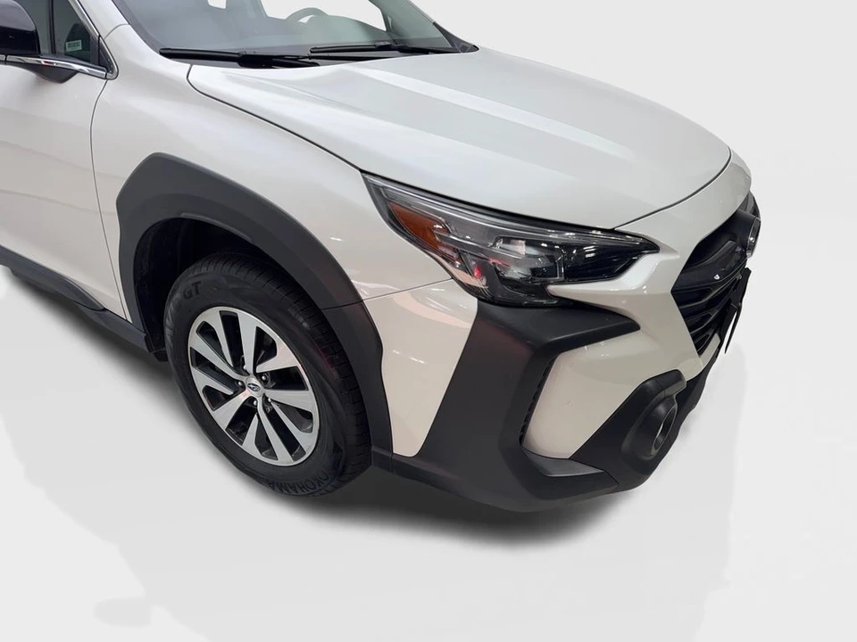 2025 Subaru Outback 6th Gen - Image 19 of 21